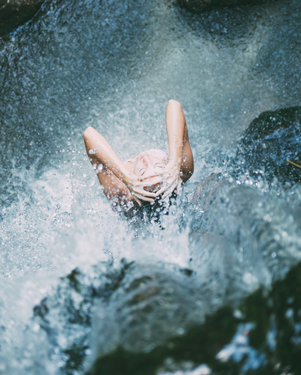 Terapia studenou vodou: 5 dôvodov, prečo ju zaradiť ddo svojho života